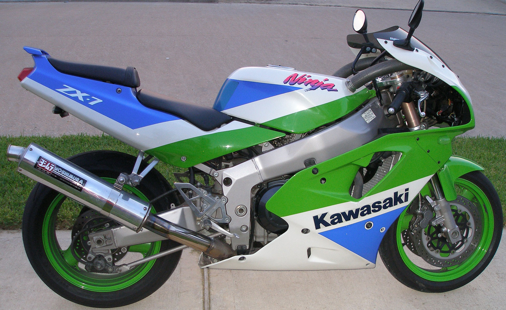 Gallery | Andys Kawasaki ZXr/ZX7R Tribute Website